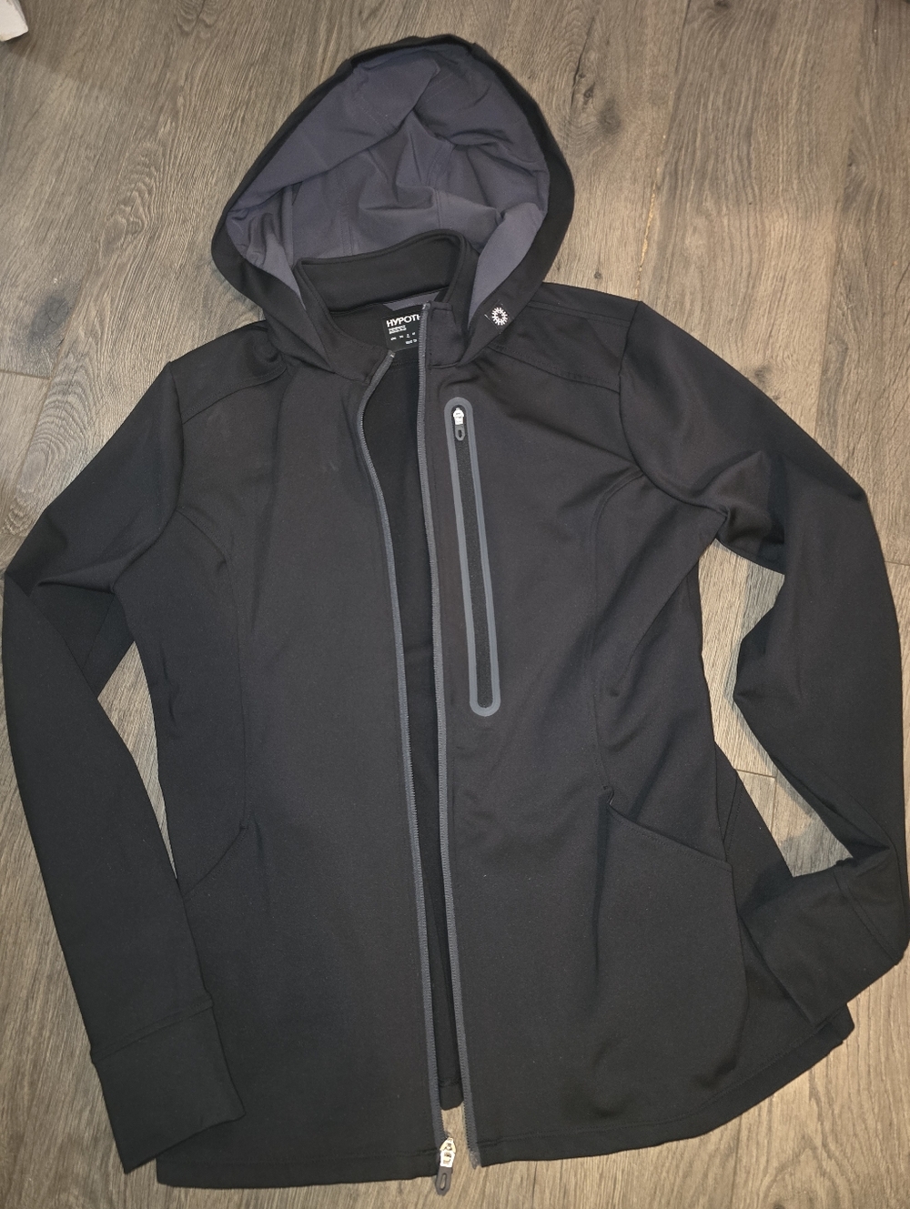 Hypothesis Women’s Black Hooded Softshell Scrub Jacket Small